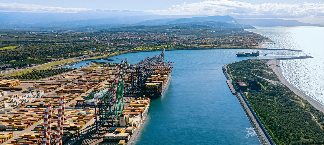 fostering inclusive trade 2023 desktop.jpg